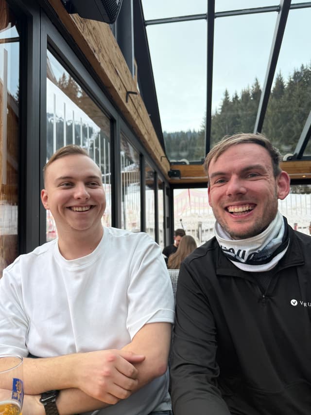 Gino und Ben beim Apreski