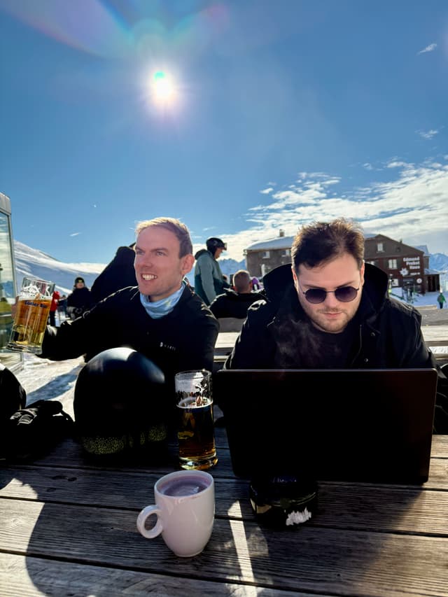 Ben. Und Selim beim Arbeiten